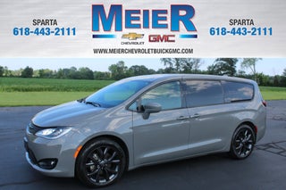 2020 Chrysler Pacifica Touring