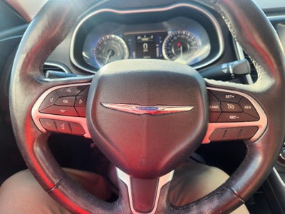 2017 Chrysler 200 Limited Platinum
