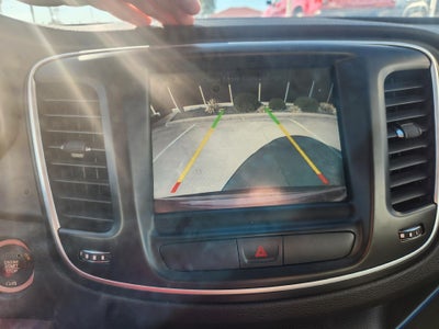 2017 Chrysler 200 Limited Platinum