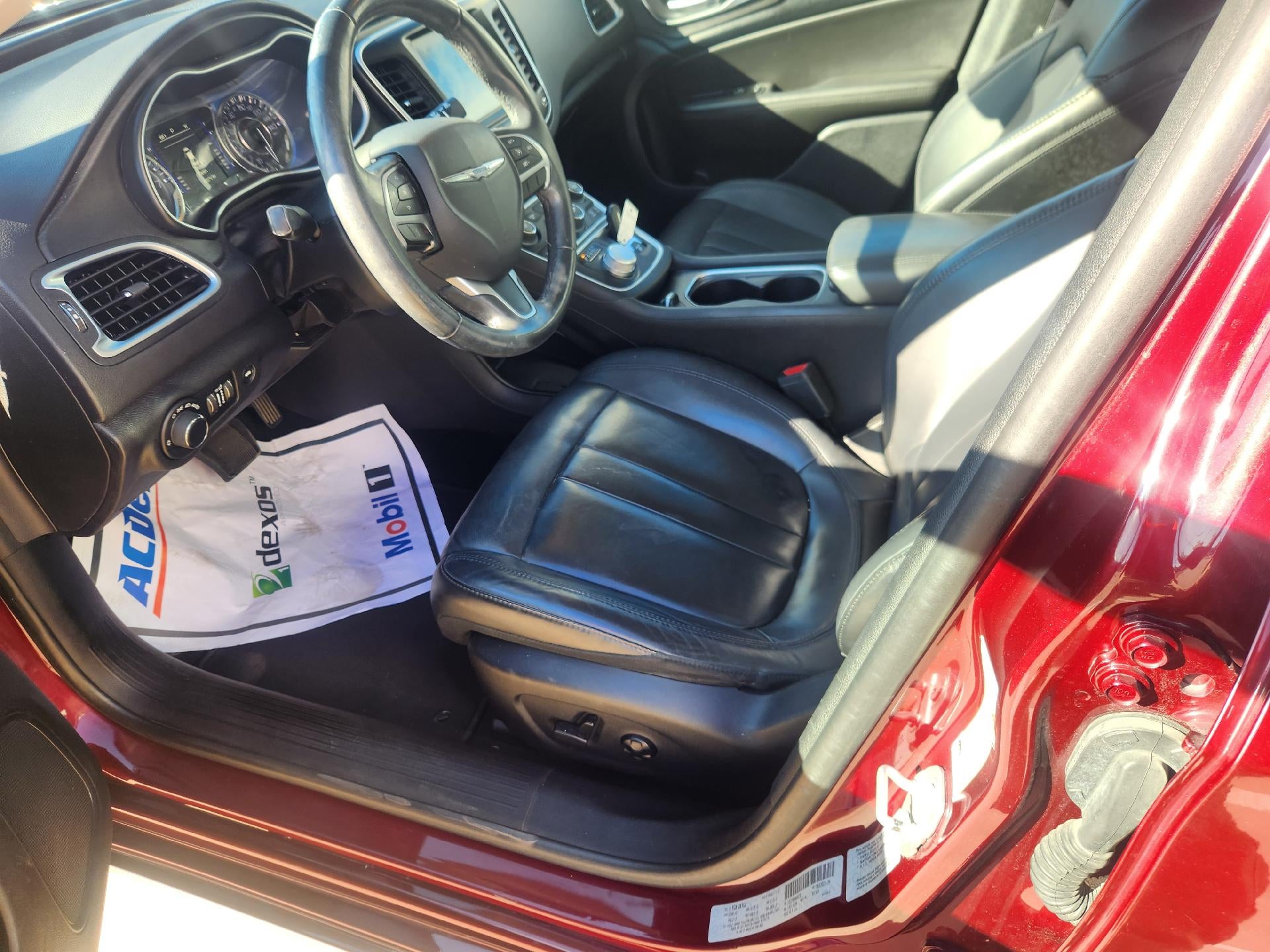 2017 Chrysler 200 Limited Platinum