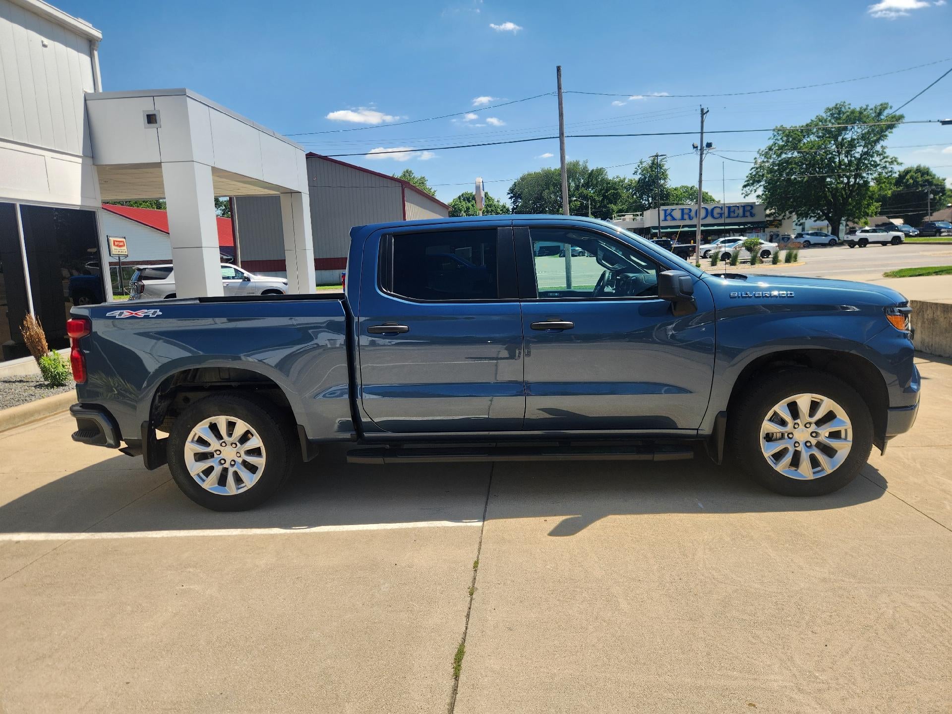 2024 Chevrolet Silverado 1500 Base