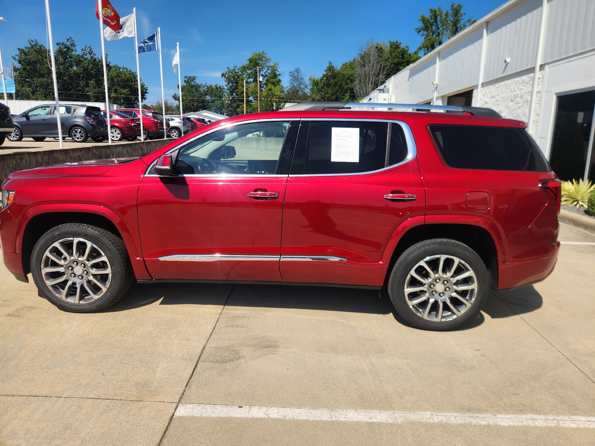 2023 GMC Acadia Denali
