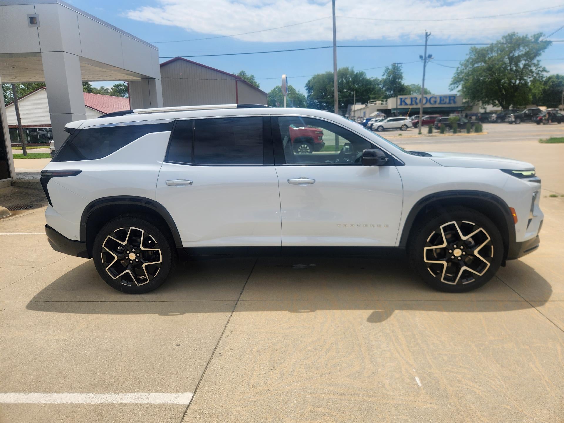 2026 Chevrolet Traverse Base