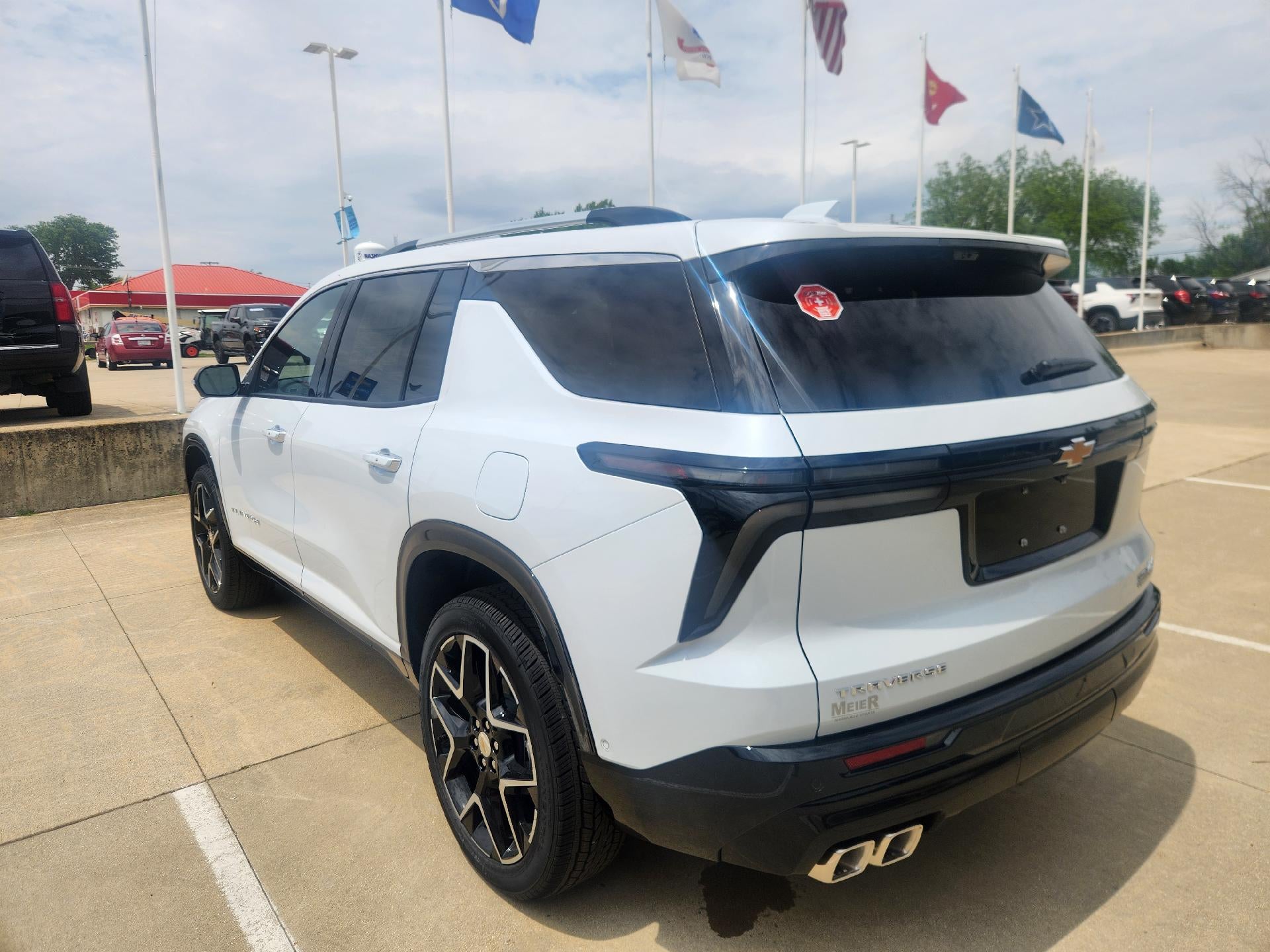 2026 Chevrolet Traverse Base