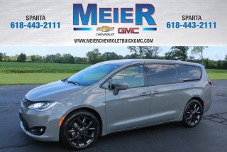 2020 Chrysler Pacifica Touring