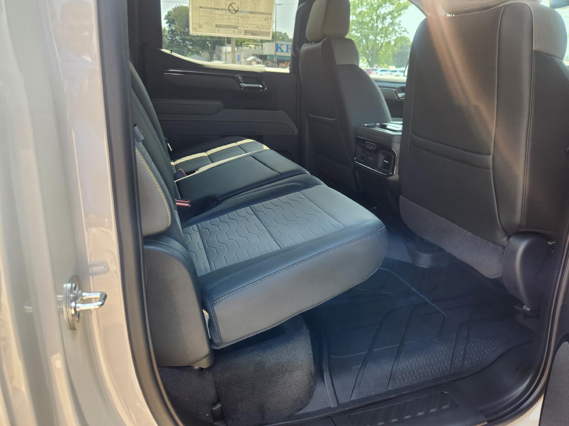 2026 Chevrolet Silverado 1500 ZR2 - Photo 30