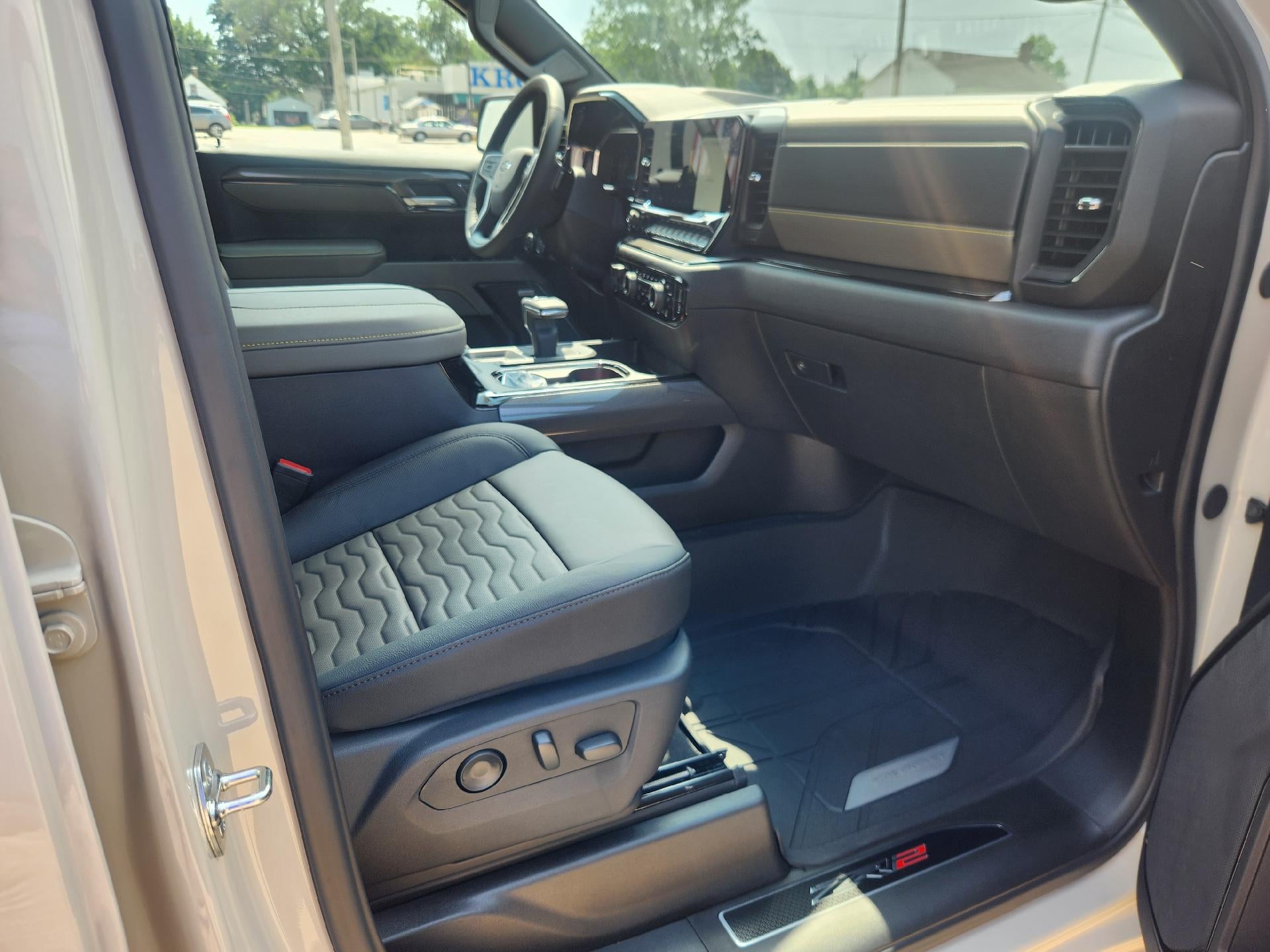 2026 Chevrolet Silverado 1500 ZR2 - Photo 31
