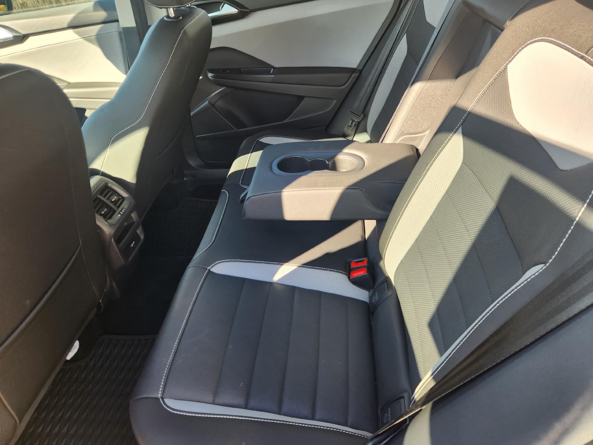 2023 Volkswagen Taos SEL