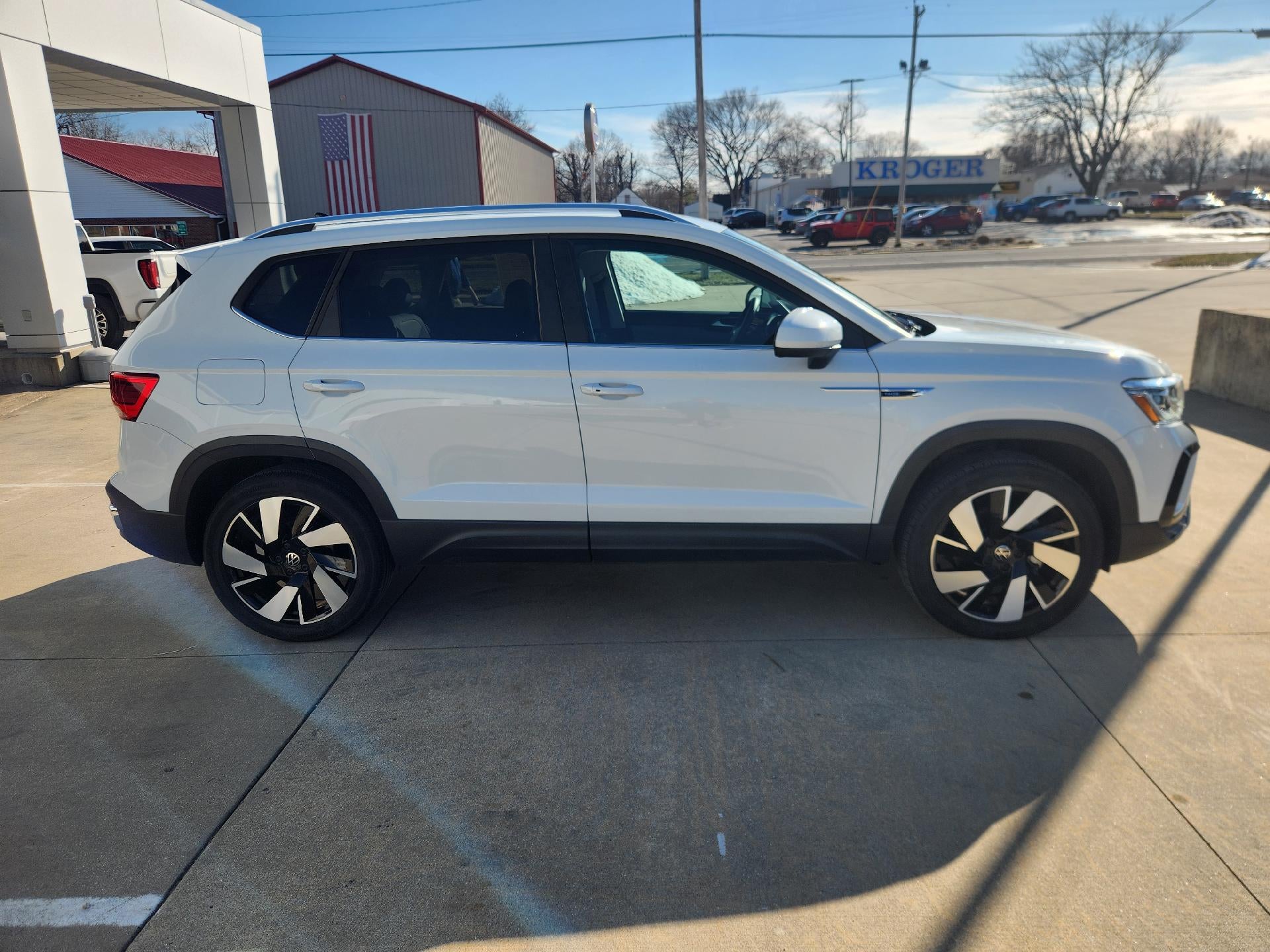 2023 Volkswagen Taos SEL