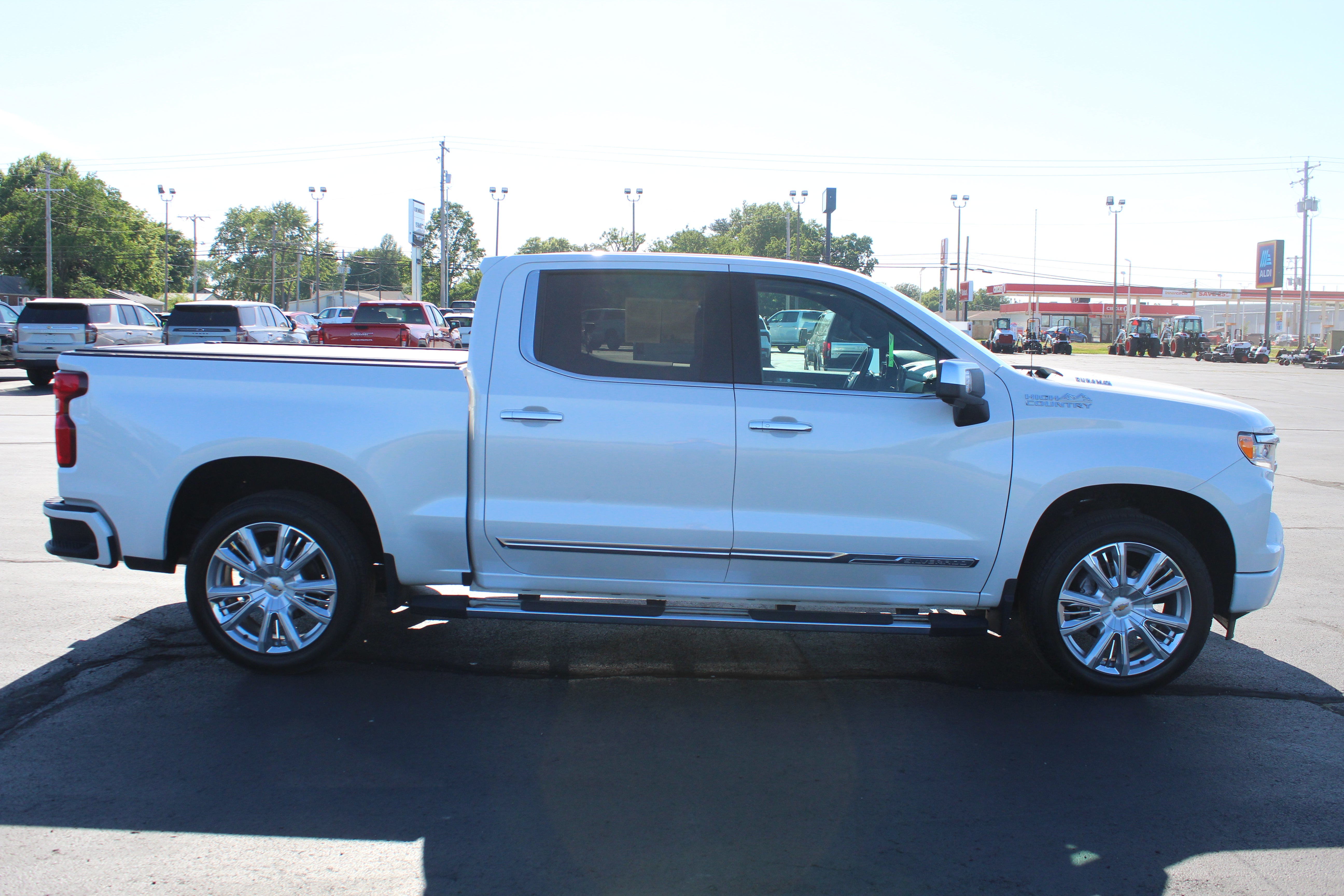 2023 Chevrolet Silverado 1500 High Country