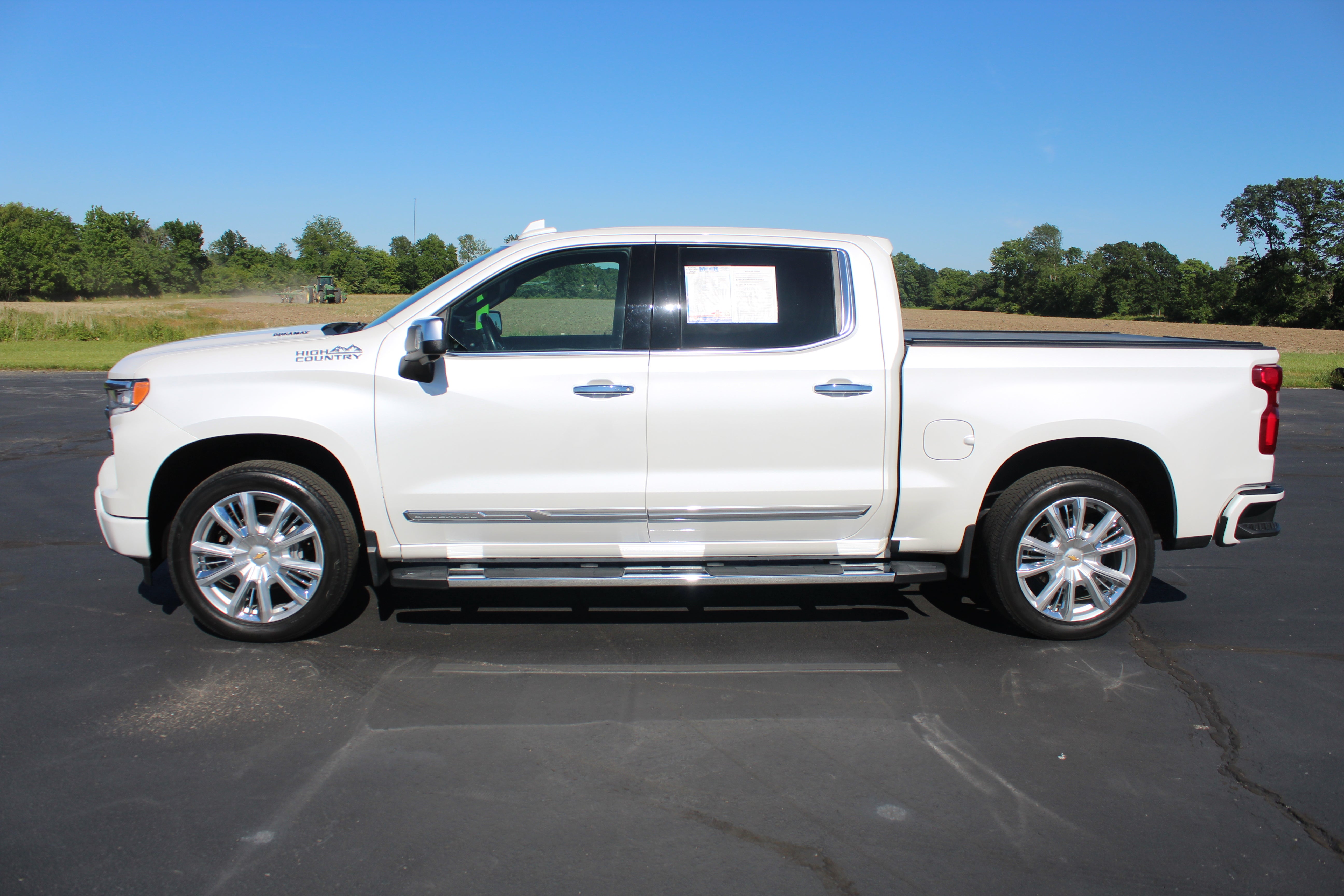 2023 Chevrolet Silverado 1500 High Country