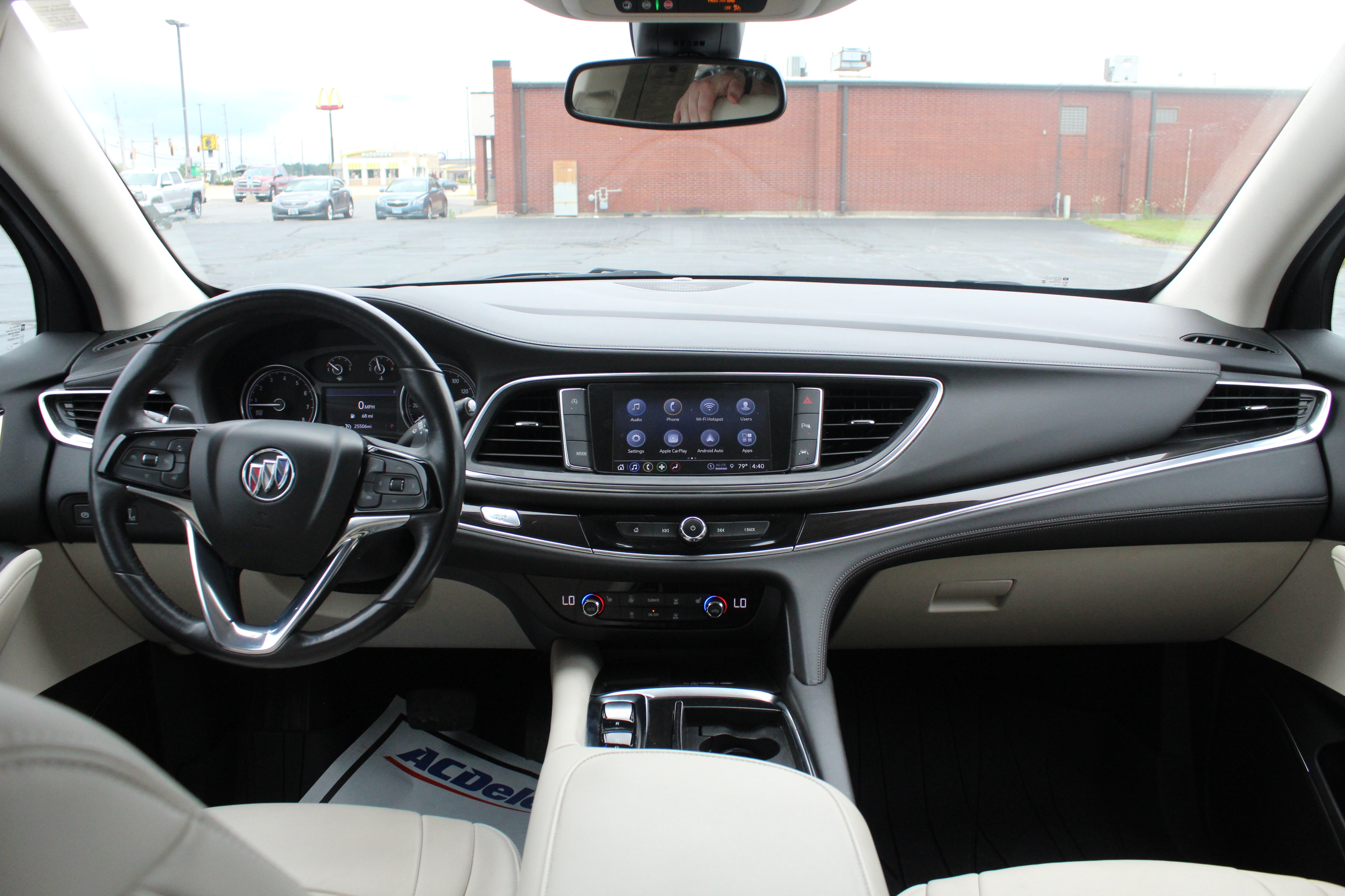 2024 Buick Enclave Essence