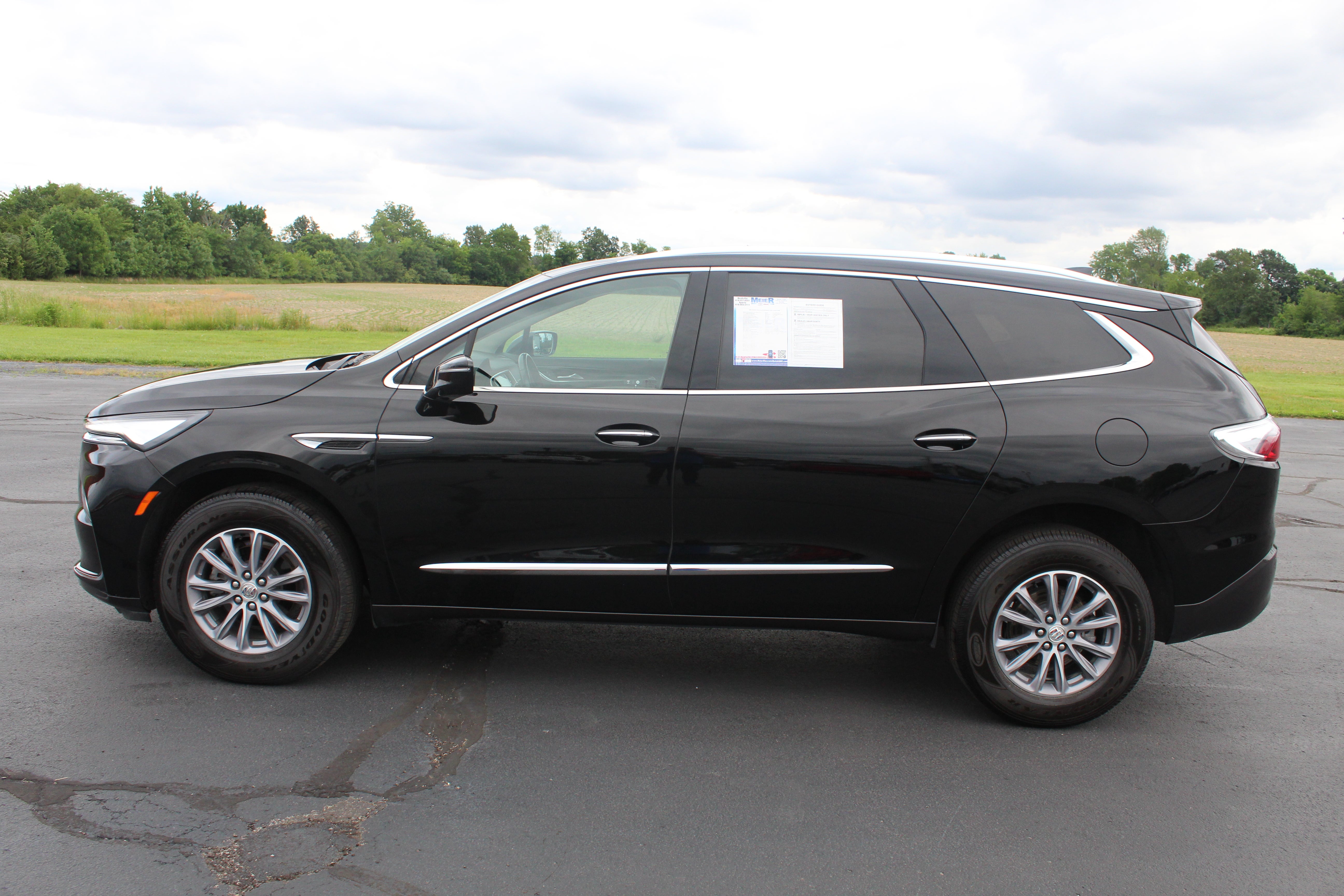 2024 Buick Enclave Essence